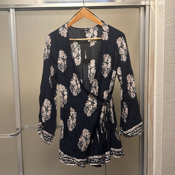 Romper - Picture 4 of 6